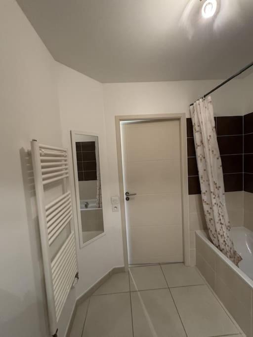 Appartement De Romain Annecy Exterior foto